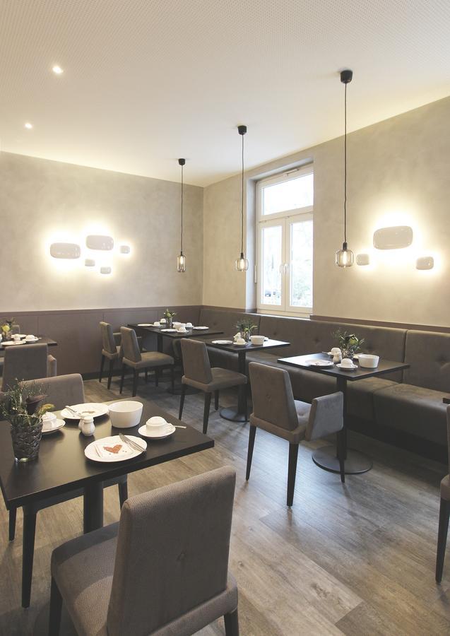 Hotel Stadt טוטלינגן מראה חיצוני תמונה